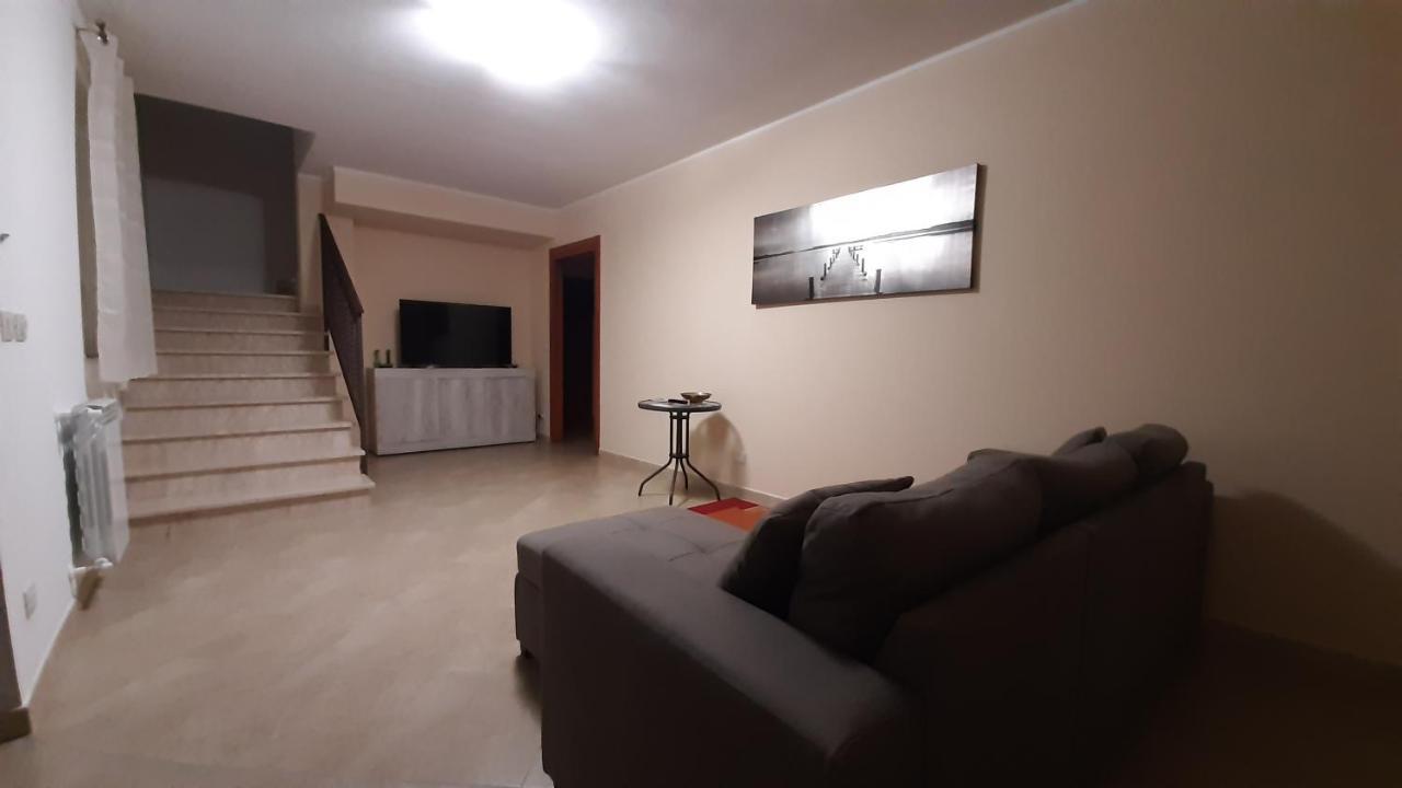Villa Leonardi Zafferana Etnea Buitenkant foto
